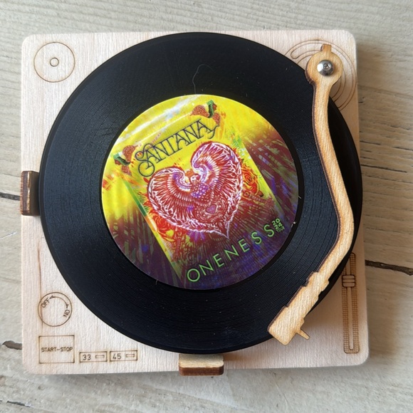 Coasters Santana memorabilia 2024 Oneness Tour - Picture 1 of 3